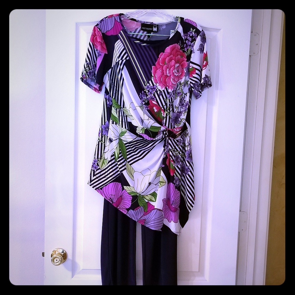Antthony Pant Suit - Medium
